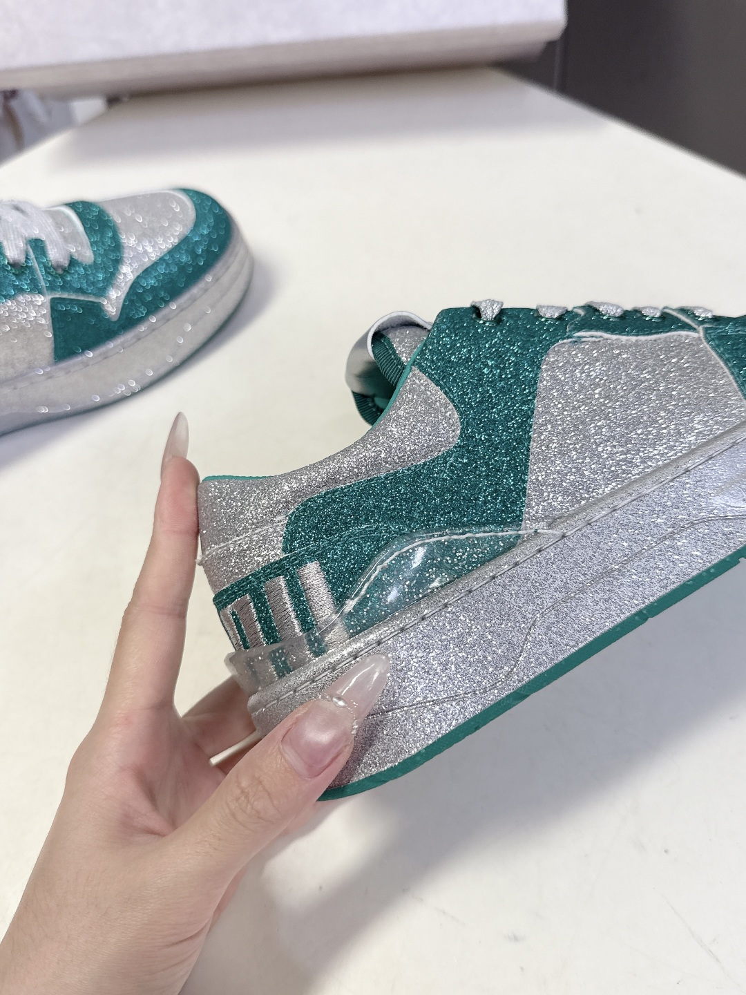 Jimmy Choo 吉米周FLORENT春夏最新款 滑板鞋 休闲鞋王一博央视春晚舞台同款 专柜断货王 