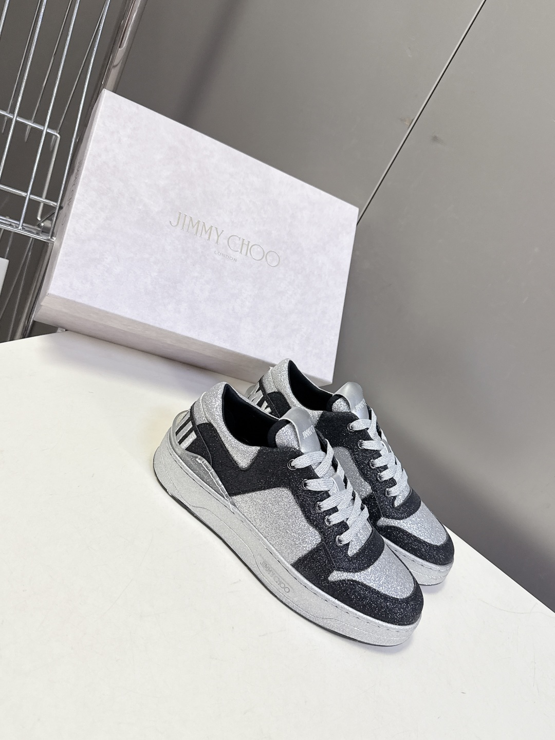 Jimmy Choo 吉米周FLORENT春夏最新款 滑板鞋 休闲鞋王一博央视春晚舞台同款 专柜断货王 