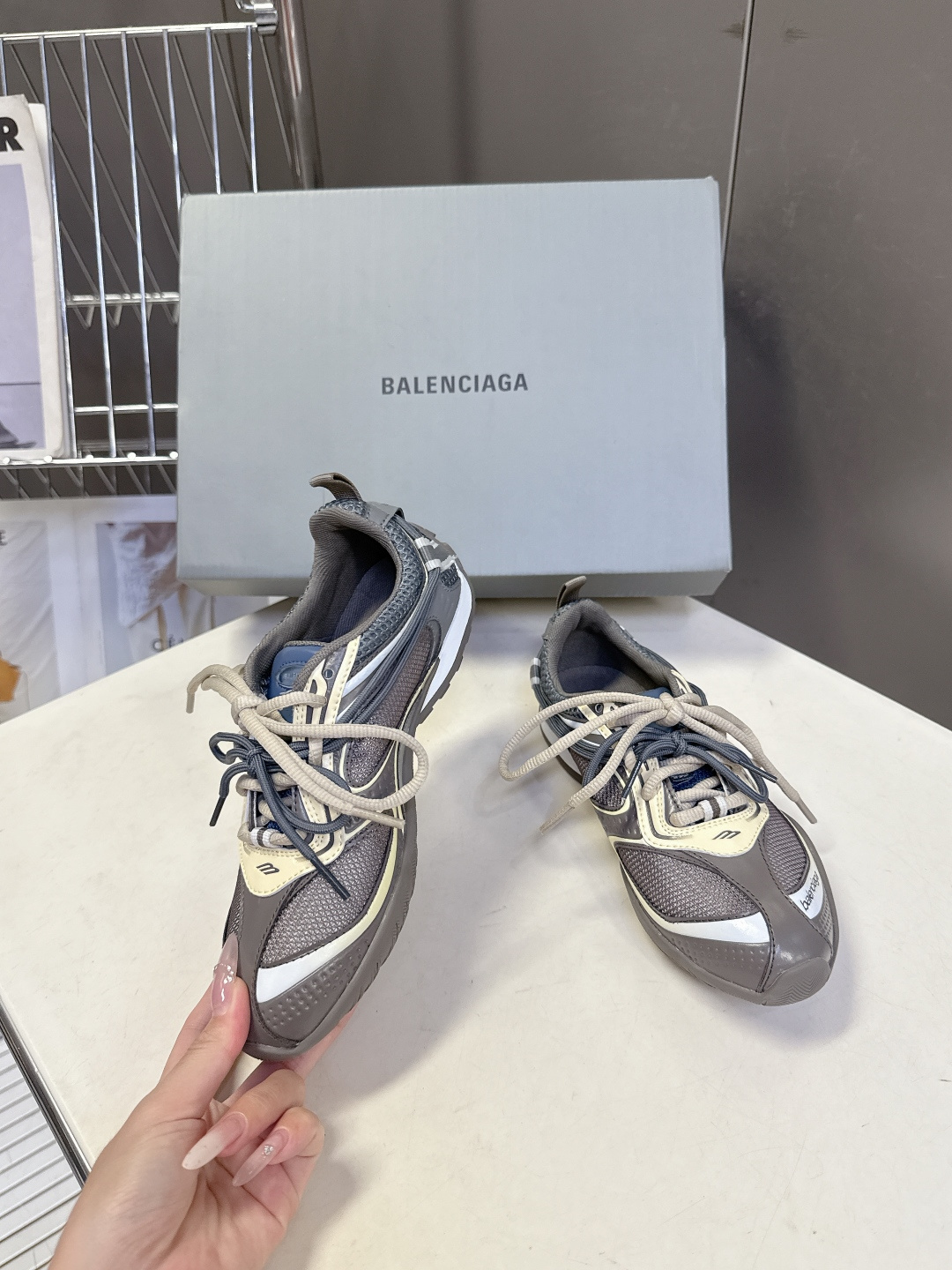 男装➕10 Balenciaga巴黎世家春夏最新情侣款 运动鞋超多明星网红种草 这是巴黎世家26年全新R