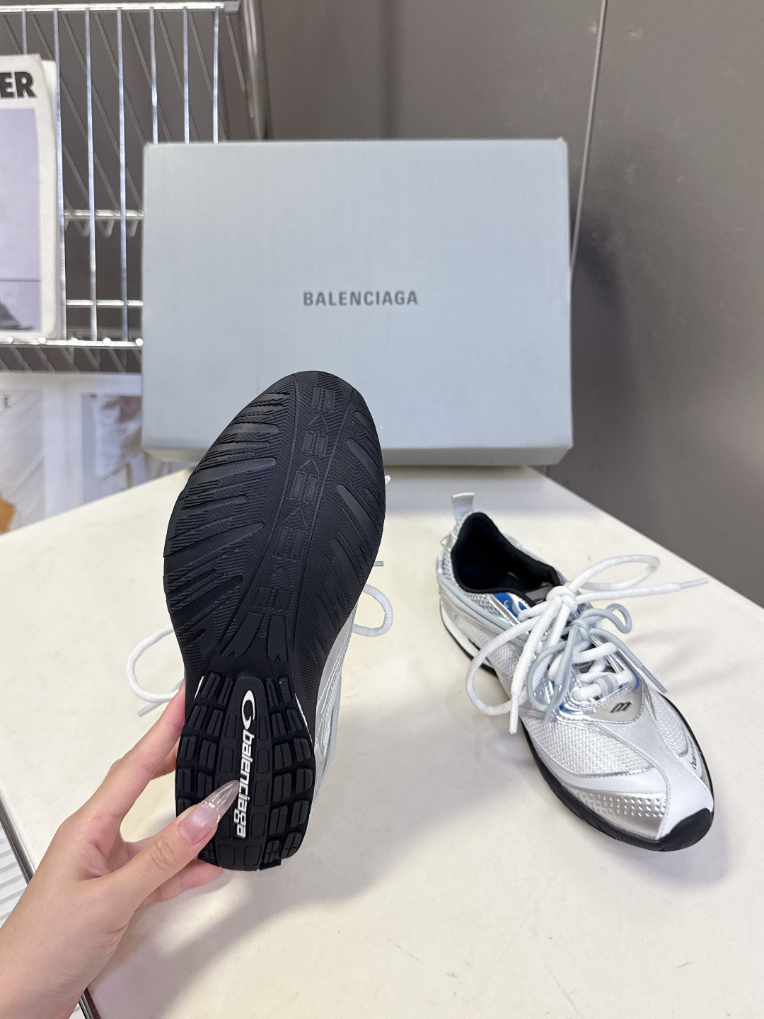 男装➕10 Balenciaga巴黎世家春夏最新情侣款 运动鞋超多明星网红种草 这是巴黎世家26年全新R