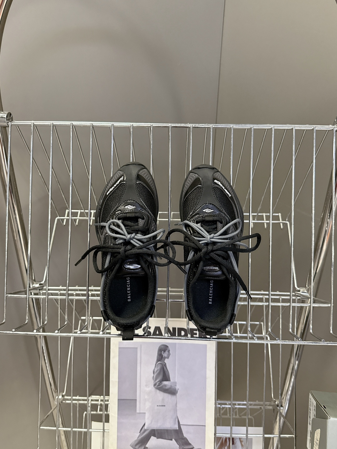 男装➕10 Balenciaga巴黎世家春夏最新情侣款 运动鞋超多明星网红种草 这是巴黎世家26年全新R
