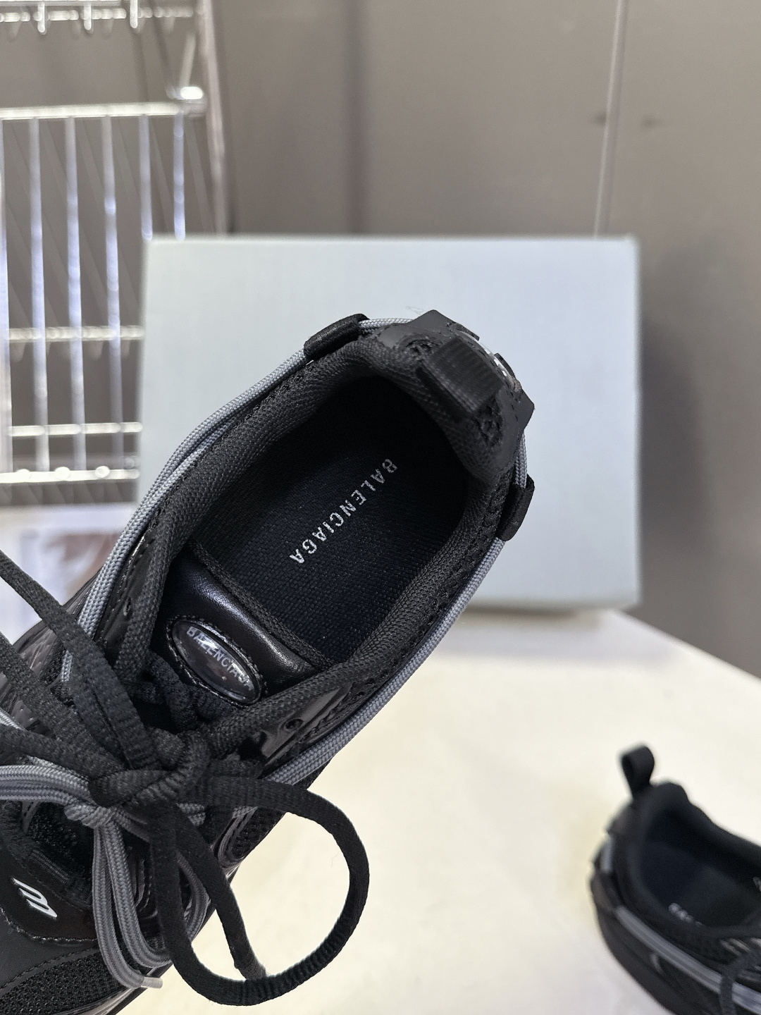 男装➕10 Balenciaga巴黎世家春夏最新情侣款 运动鞋超多明星网红种草 这是巴黎世家26年全新R