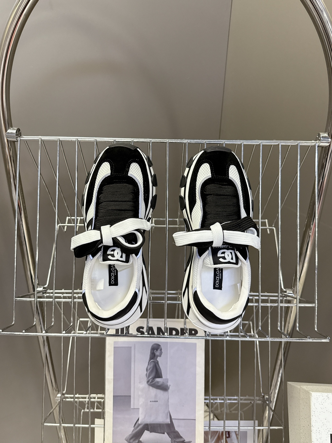 Dolce & Gabbana杜嘉班纳春夏最新情侣款老爹鞋 运动鞋超多明星网红种草 鞋身侧面的超大DG字