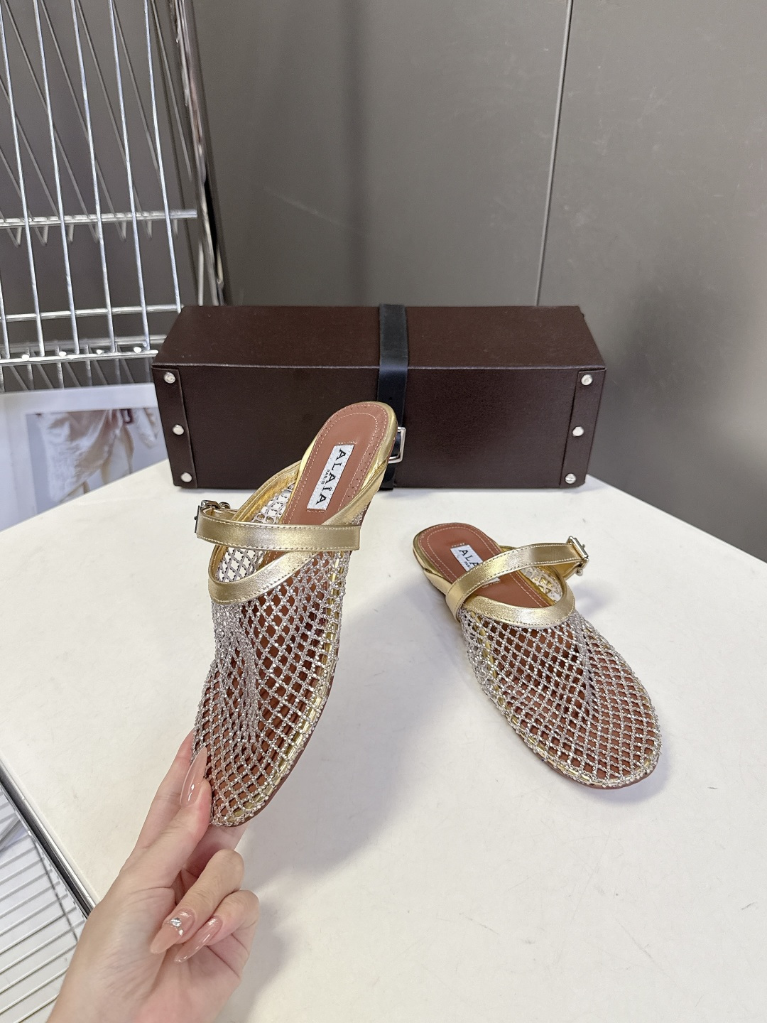 Unknown ALAÏA阿莱亚春夏最新款渔网水钻半拖