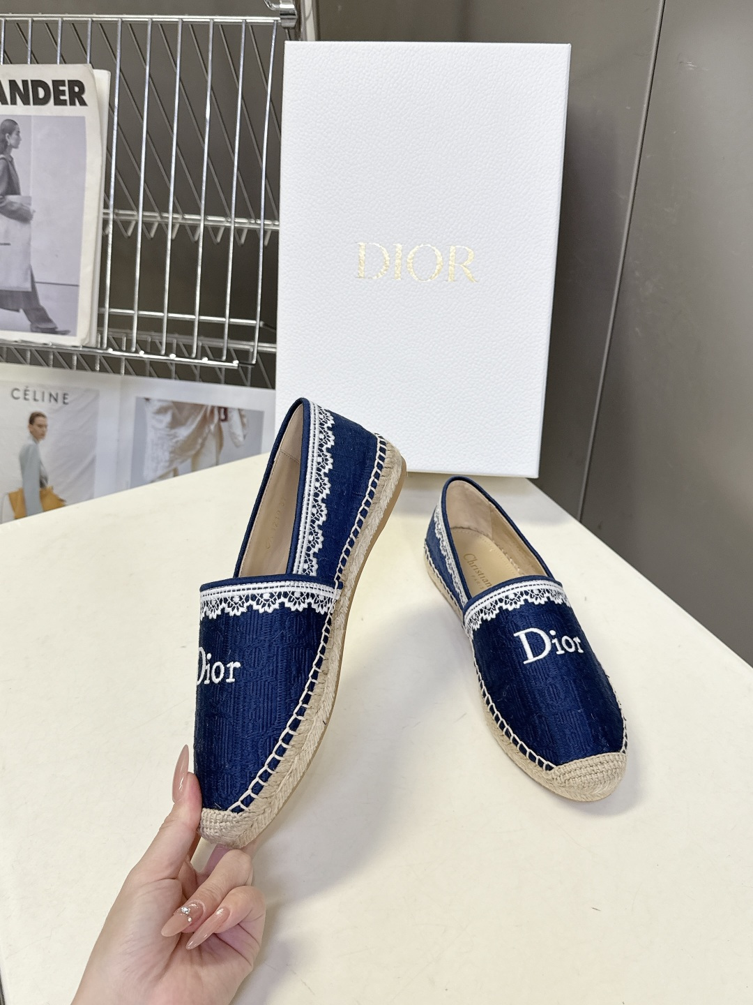 Dior Dior迪奥春夏最新款蕾丝款草编渔夫鞋