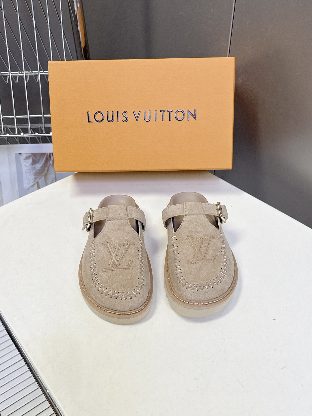 Louis Vuitton Louis Vuitton路易威登春夏最新款穆勒勃肯半拖