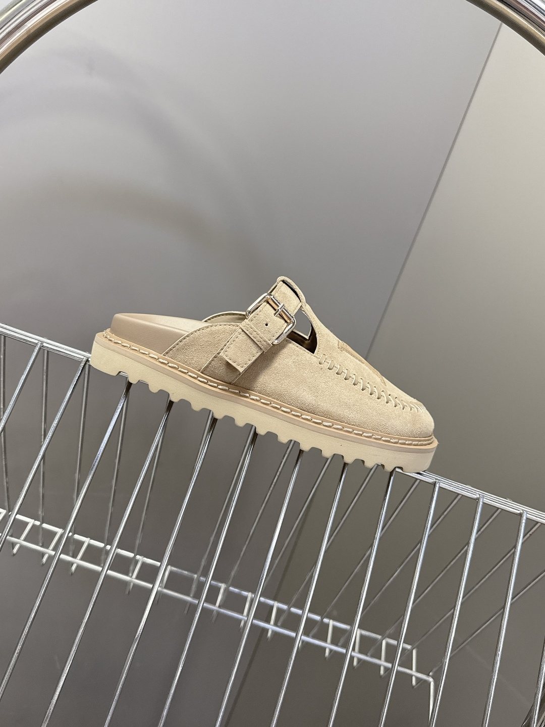 Louis Vuitton Louis Vuitton路易威登春夏最新款穆勒勃肯半拖