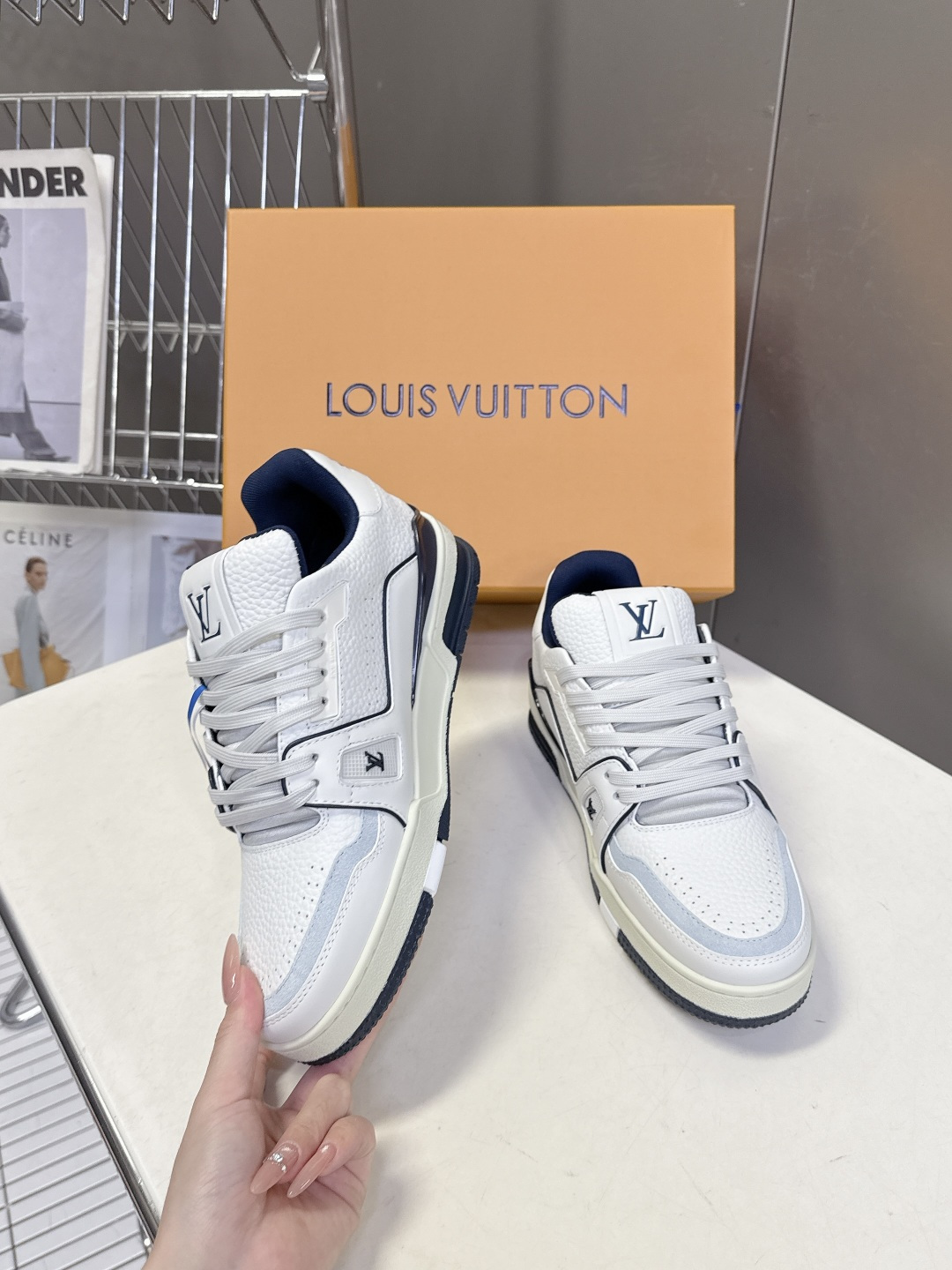 Louis Vuitton路易威登经典Trainer 系列运动鞋超多明星网红种草 鞋身以复古篮球鞋为灵感