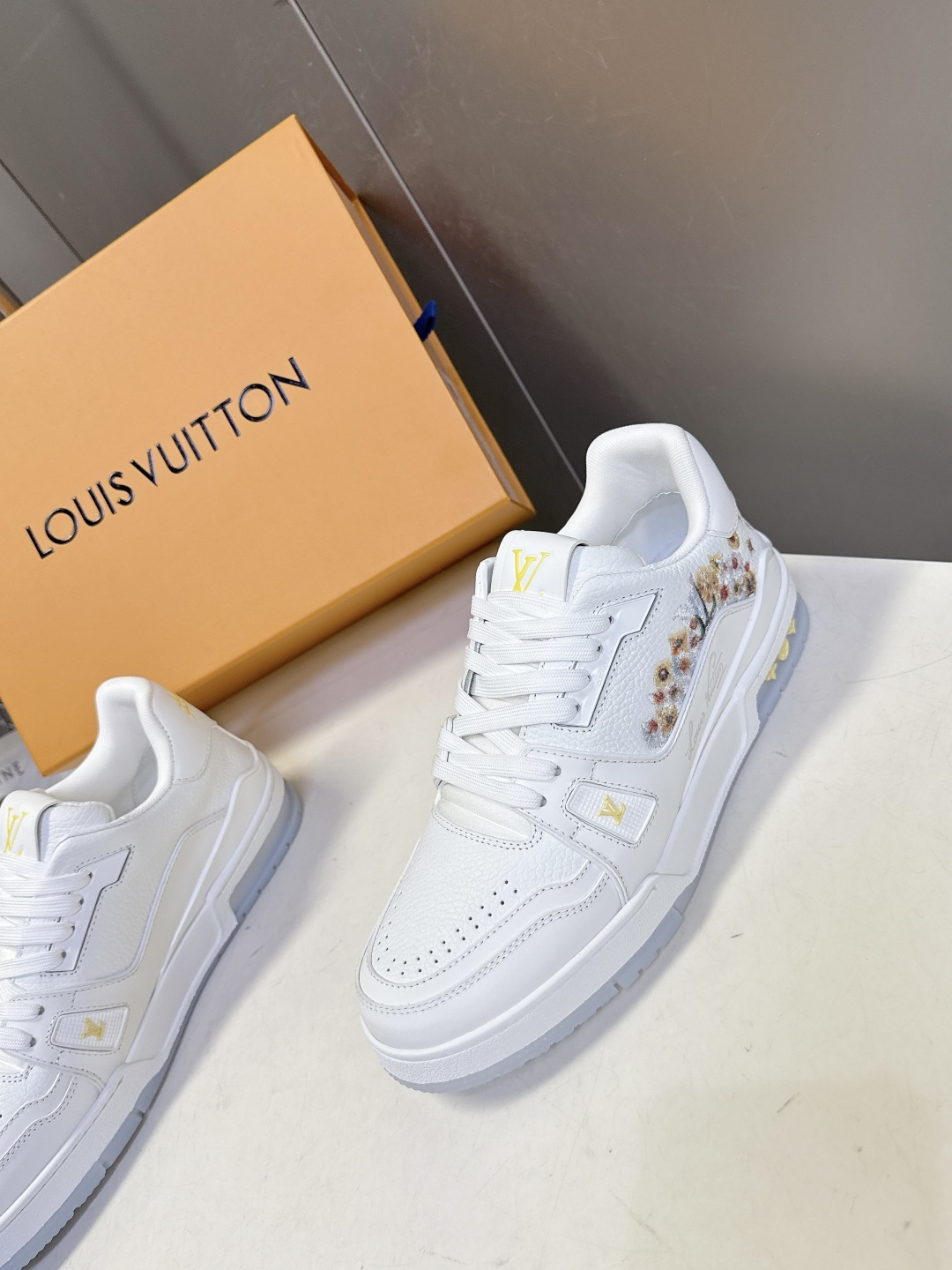 Louis Vuitton Louis Vuitton路易威登 Trainer 系列运动鞋