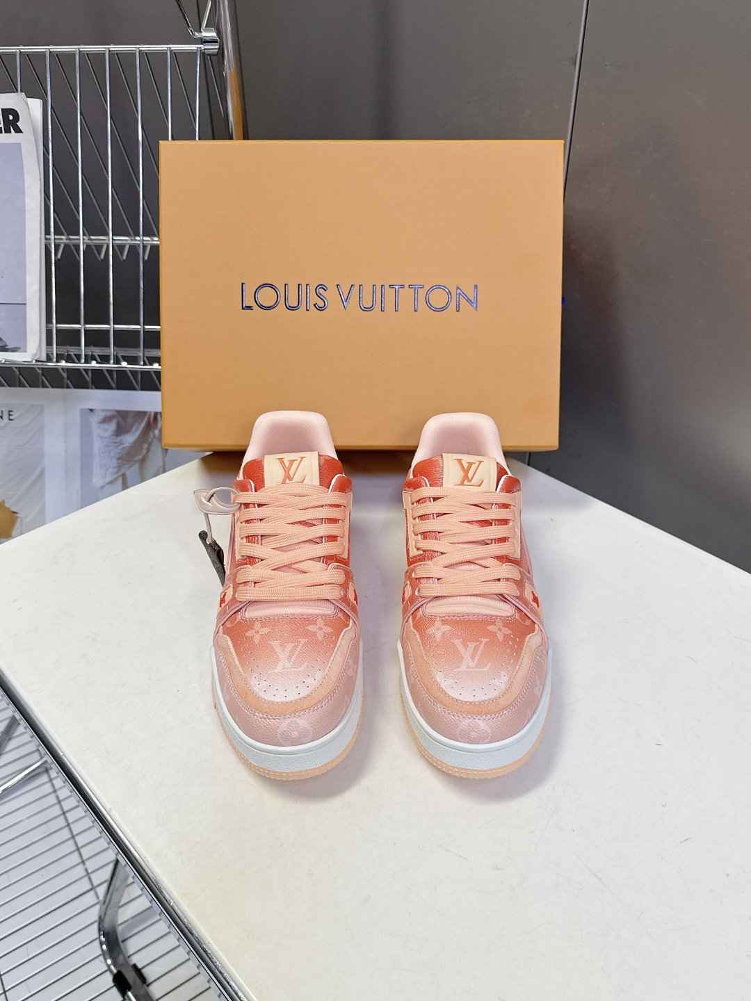 Louis Vuitton Louis Vuitton路易威登 Trainer 系列运动鞋