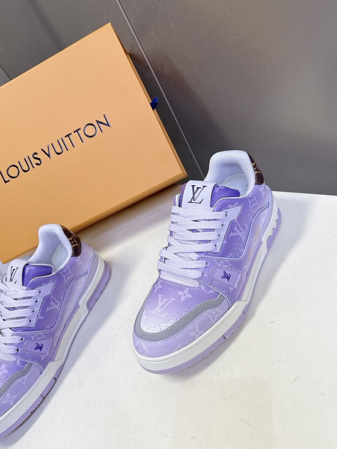 Louis Vuitton Louis Vuitton路易威登 Trainer 系列运动鞋