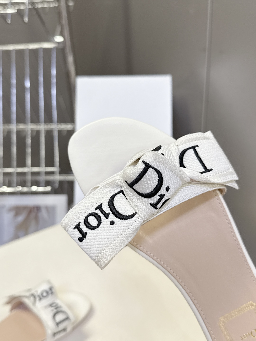 Dior 迪奥Dior春夏最新款蝴蝶结平底凉拖
