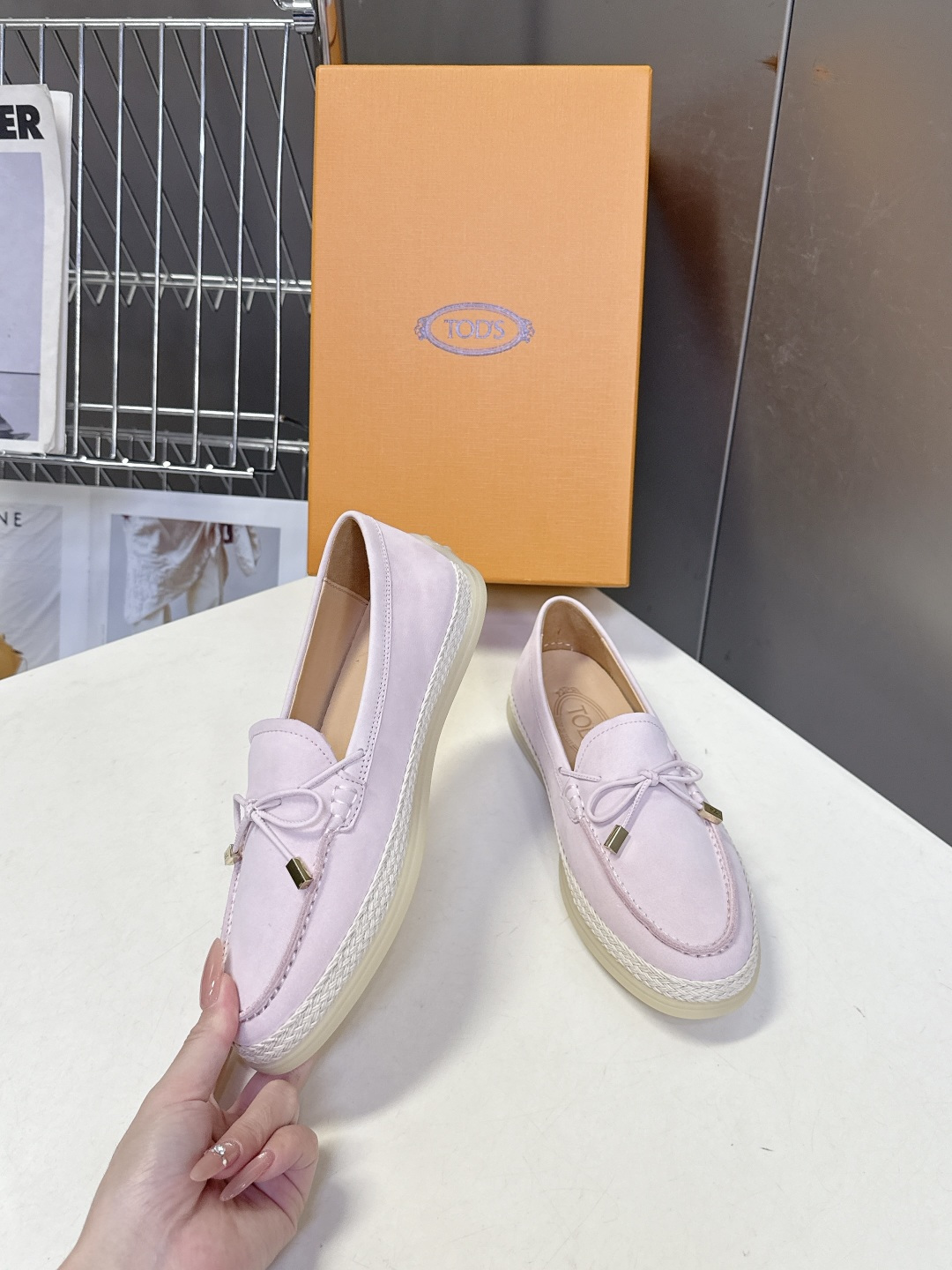 Tod's TOD'S托德斯春夏最新款的草编底乐福鞋