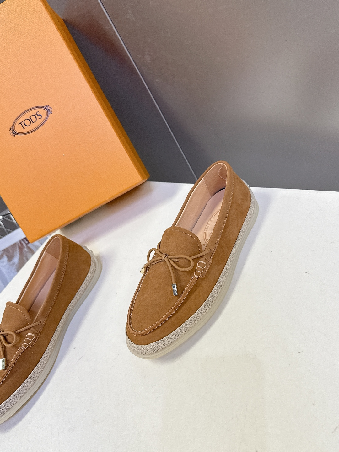 Tod's TOD'S托德斯春夏最新款的草编底乐福鞋