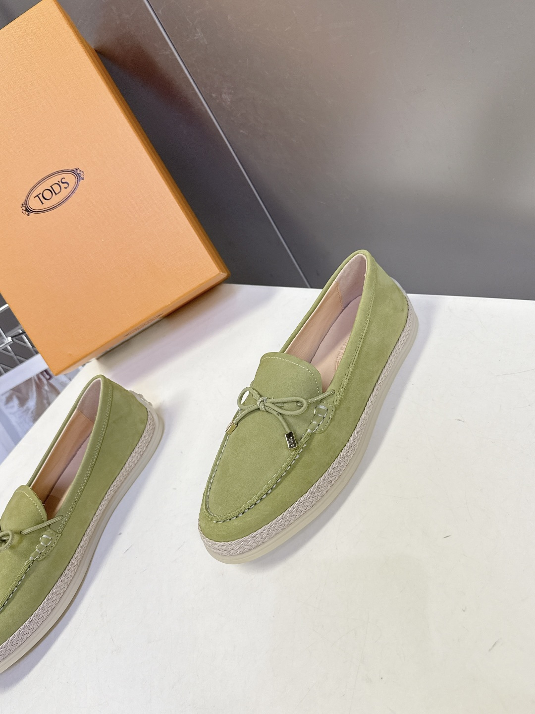 Tod's TOD'S托德斯春夏最新款的草编底乐福鞋