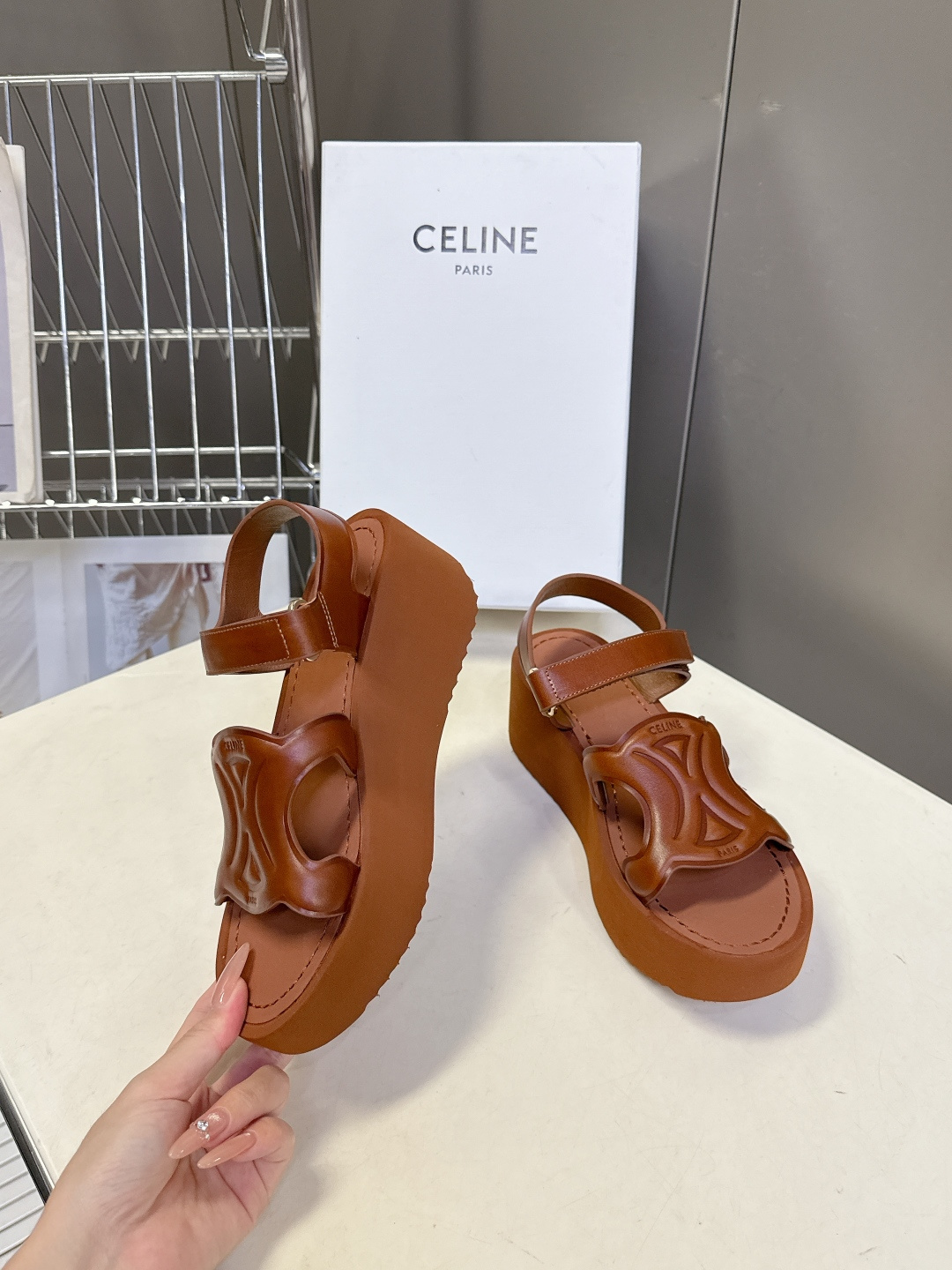 Celine CELINE思琳春夏最新款厚底松糕凯旋门凉鞋