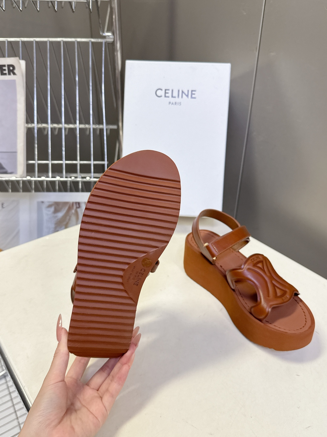 Celine CELINE思琳春夏最新款厚底松糕凯旋门凉鞋