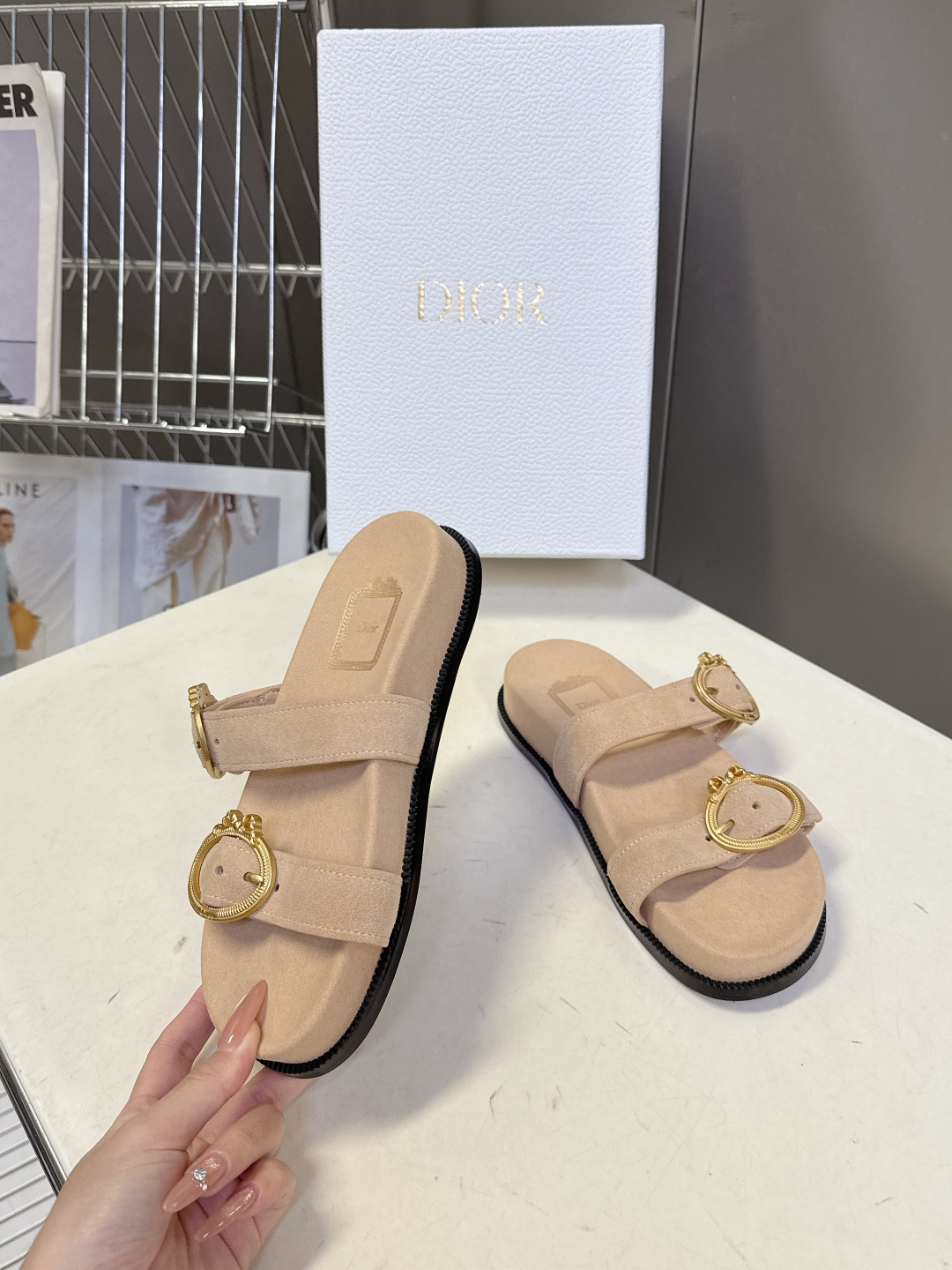 Dior DIOR迪奥春夏最新款双带金扣凉拖鞋