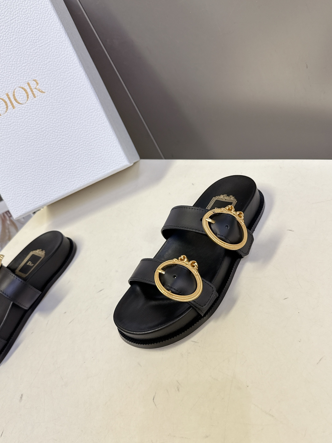 Dior DIOR迪奥春夏最新款双带金扣凉拖鞋
