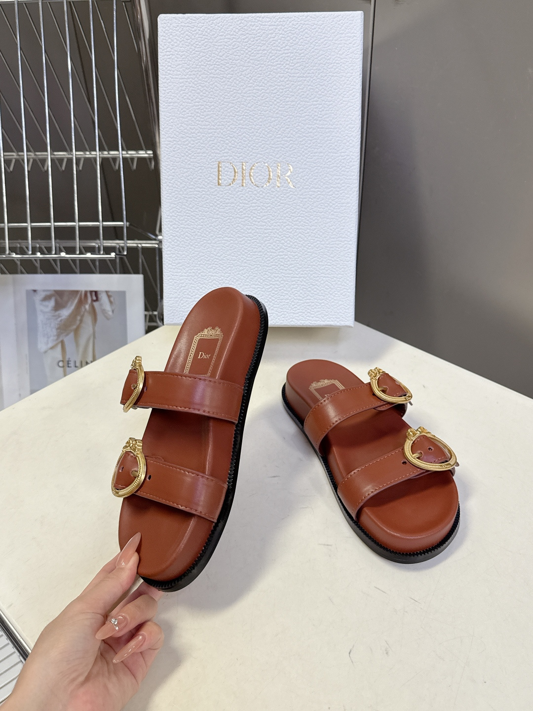 Dior DIOR迪奥春夏最新款双带金扣凉拖鞋