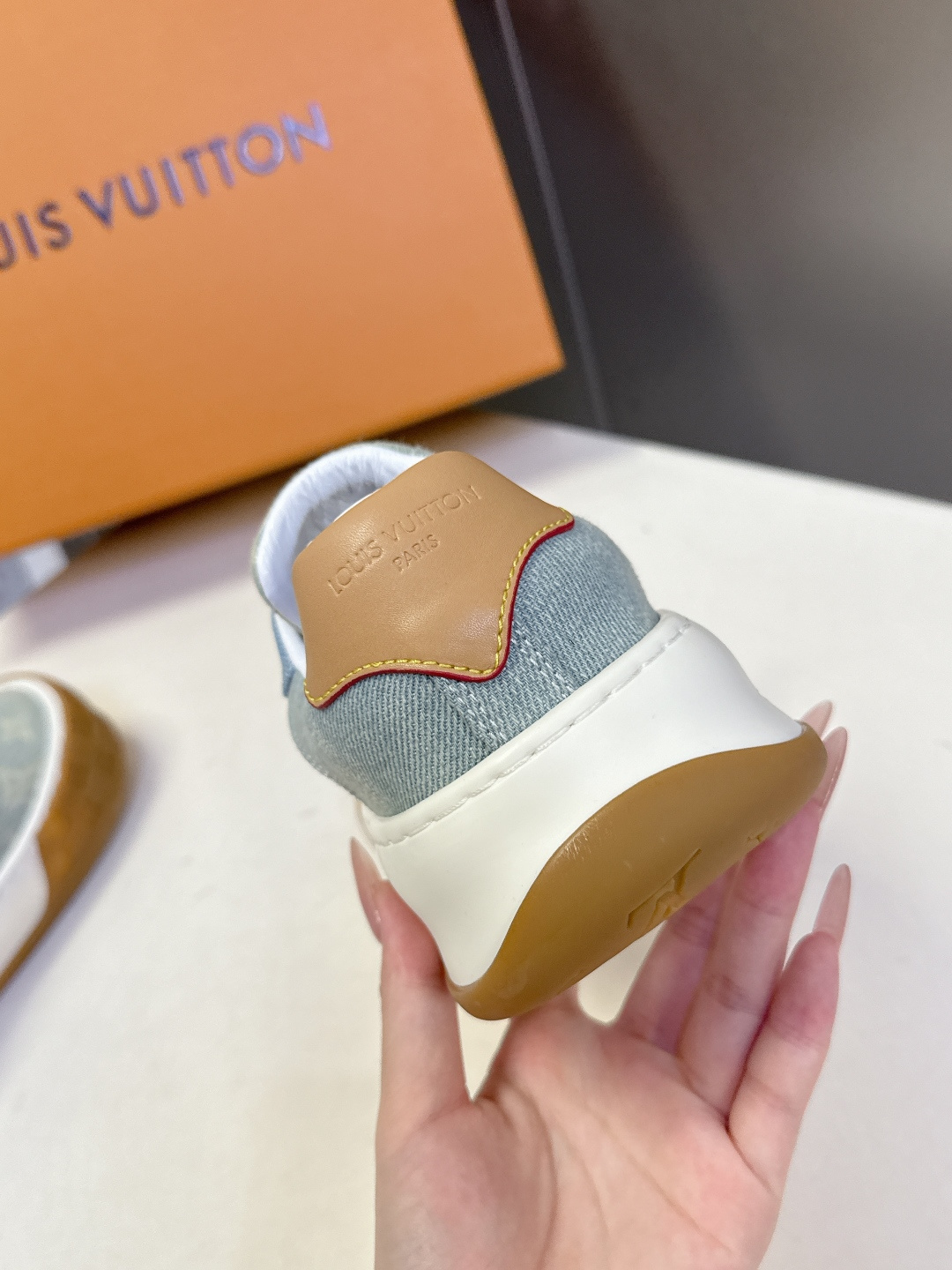 Louis Vuitton 路易威登最新情侣款 饼干鞋休闲鞋    超多明星时尚博主种草 原版购入开发 