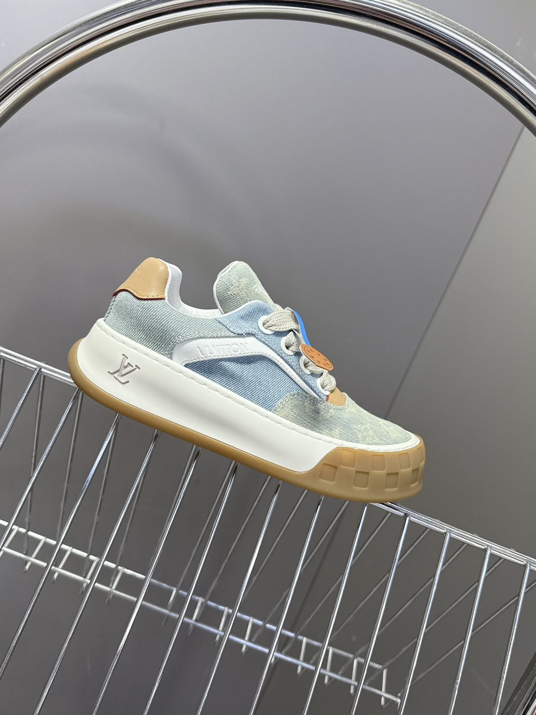 Louis Vuitton 路易威登最新情侣款 饼干鞋休闲鞋    超多明星时尚博主种草 原版购入开发 