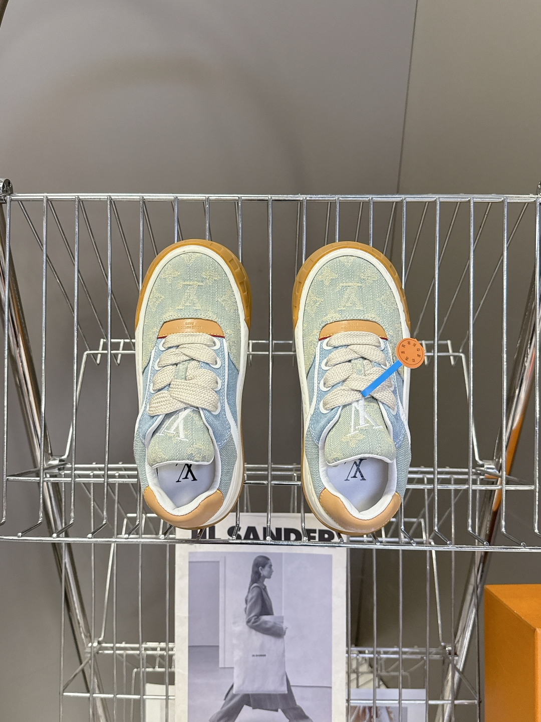 Louis Vuitton 路易威登最新情侣款 饼干鞋休闲鞋    超多明星时尚博主种草 原版购入开发 