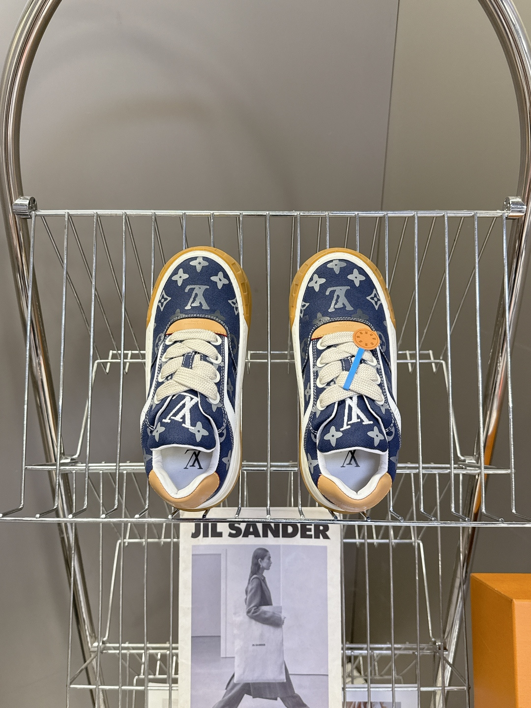 Louis Vuitton 路易威登最新情侣款 饼干鞋休闲鞋    超多明星时尚博主种草 原版购入开发 