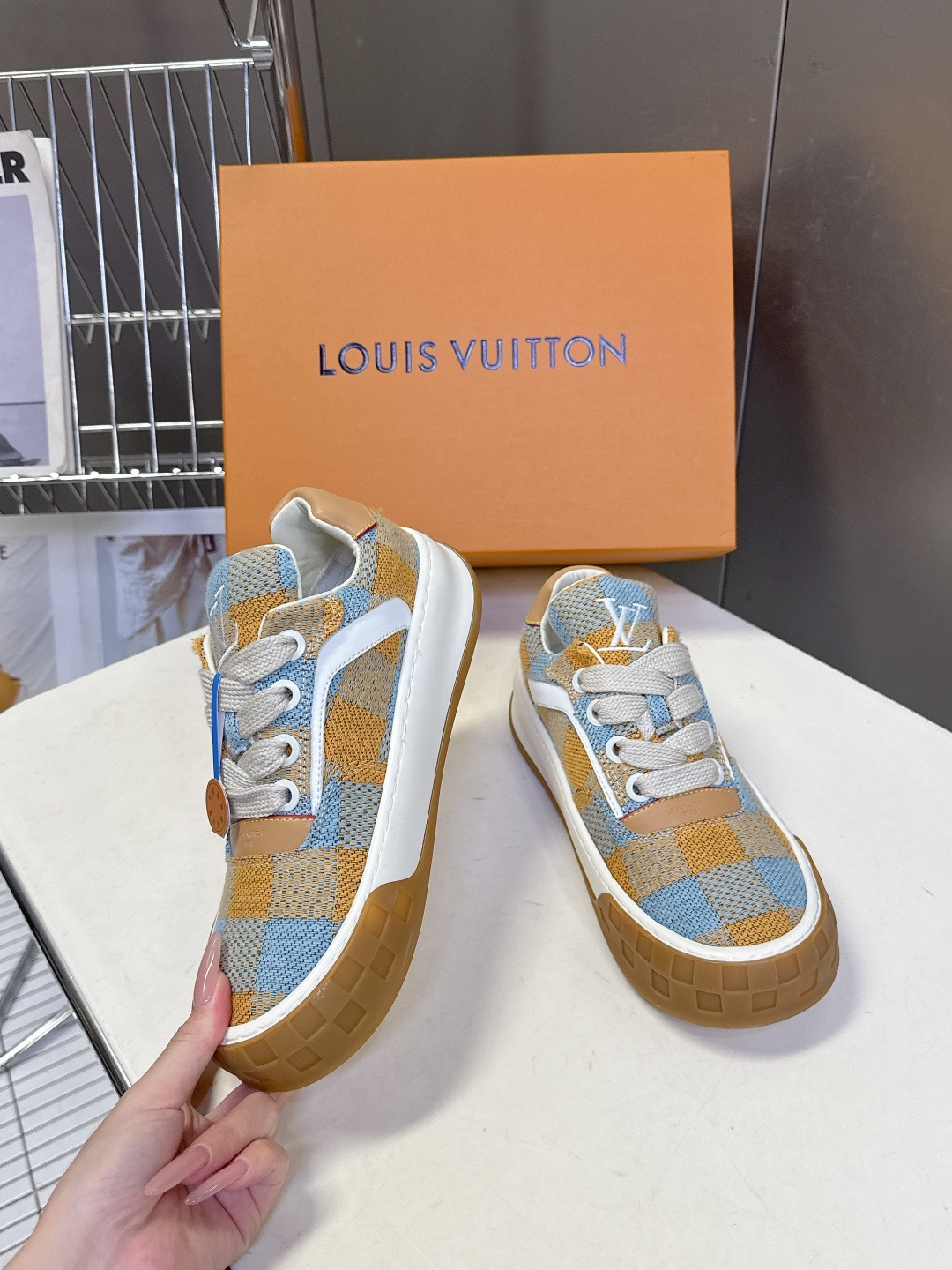 Louis Vuitton 路易威登最新情侣款 饼干鞋休闲鞋    超多明星时尚博主种草 原版购入开发 