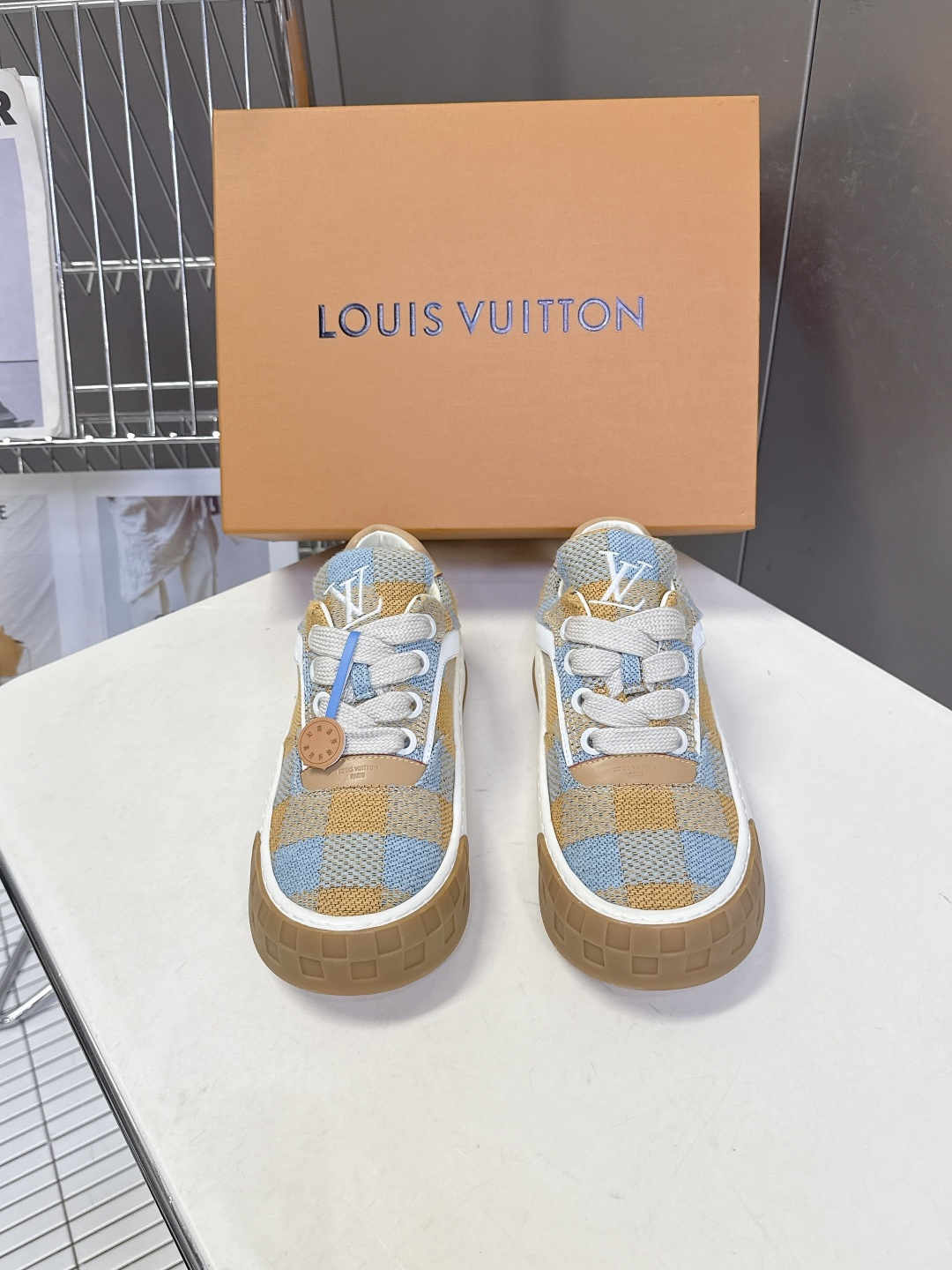 Louis Vuitton 路易威登最新情侣款 饼干鞋休闲鞋    超多明星时尚博主种草 原版购入开发 