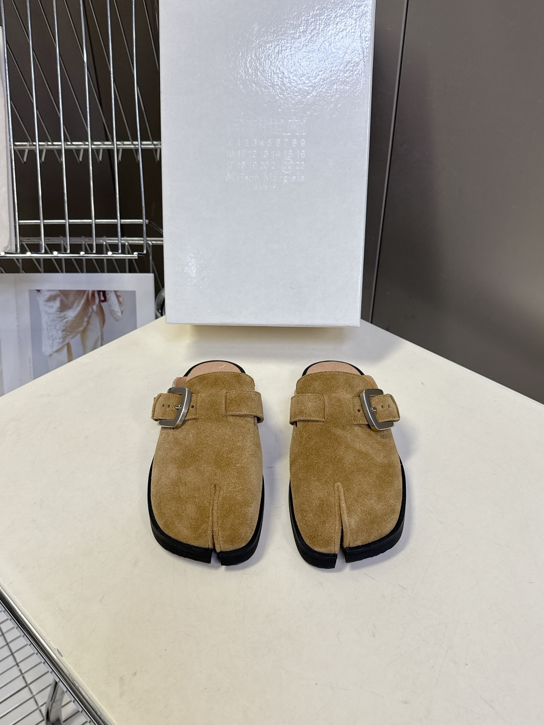 Maison Margiela马吉拉春夏最新情侣款分趾勃肯拖                      