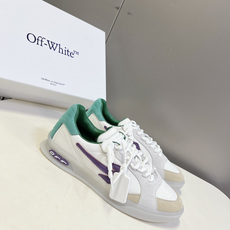Off-White春夏最新情侣款休闲鞋 德训鞋超多明星网红种草 复古德训鞋型 麂皮+帆布拼接鞋面搭配生胶 Off-White春夏最新情侣款休闲鞋 德训鞋超多明星网红种草 复古德训鞋型 麂皮+帆布拼接鞋面搭配生胶