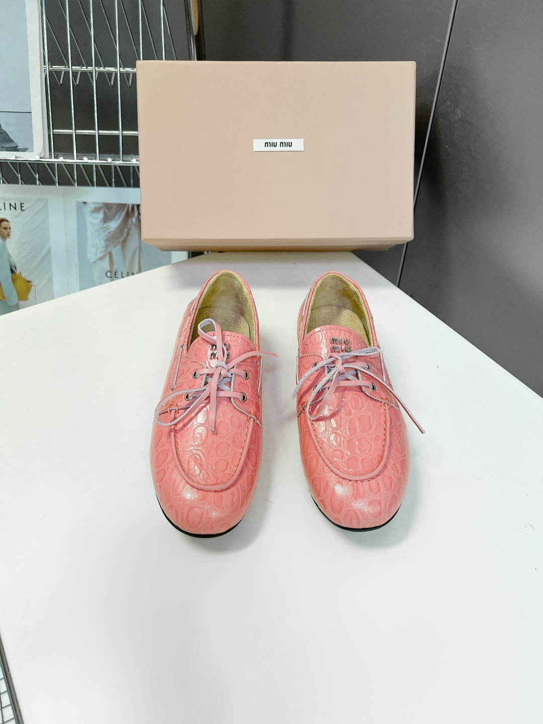 MiuMiu缪缪2026春夏最新款 豆豆鞋                               