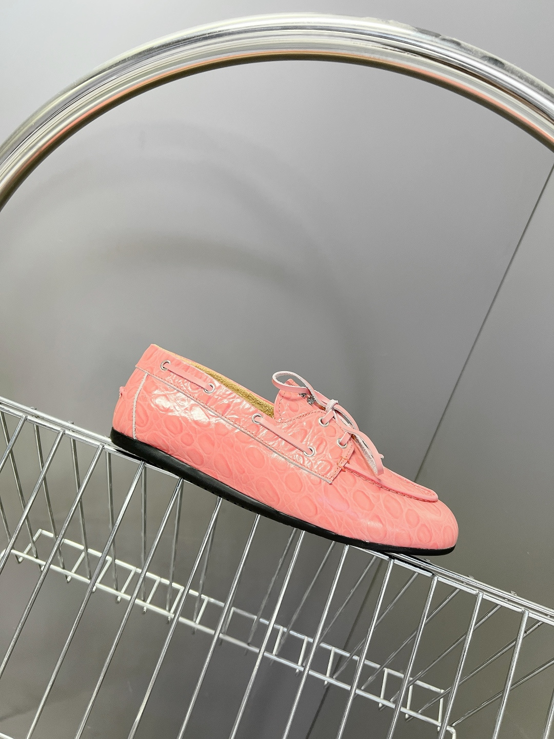 MiuMiu缪缪2026春夏最新款 豆豆鞋 MiuMiu缪缪2026春夏最新款 豆豆鞋