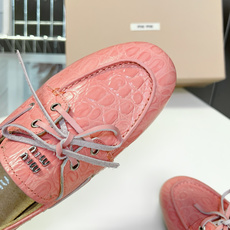 MiuMiu缪缪2026春夏最新款 豆豆鞋 MiuMiu缪缪2026春夏最新款 豆豆鞋