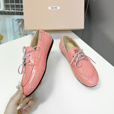 MiuMiu缪缪2026春夏最新款 豆豆鞋 MiuMiu缪缪2026春夏最新款 豆豆鞋