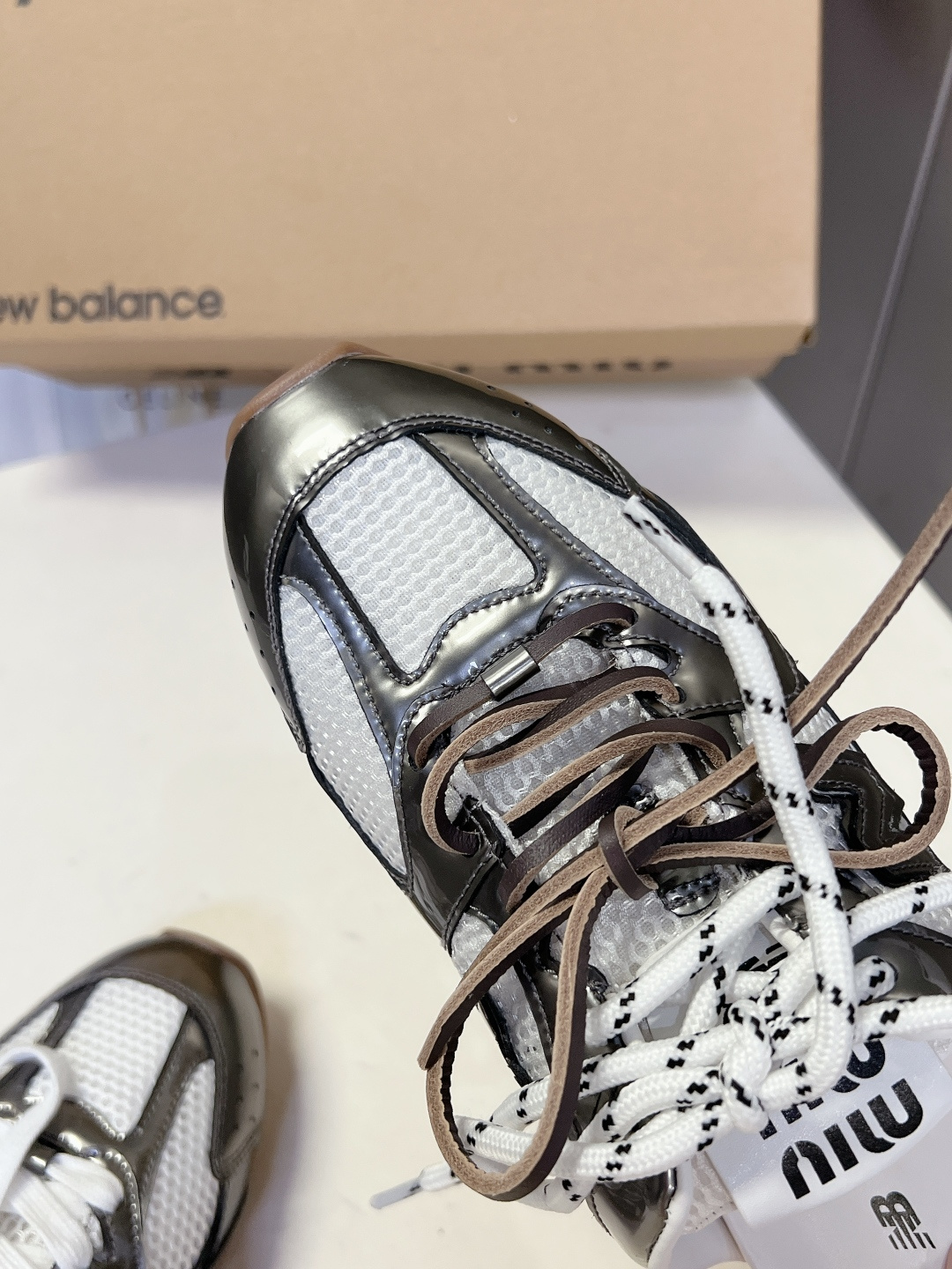 Miu Miu✖️New Balance 联名系列运动鞋、各大品牌都热衷于跨界联名、缪缪这次联名诚意满满