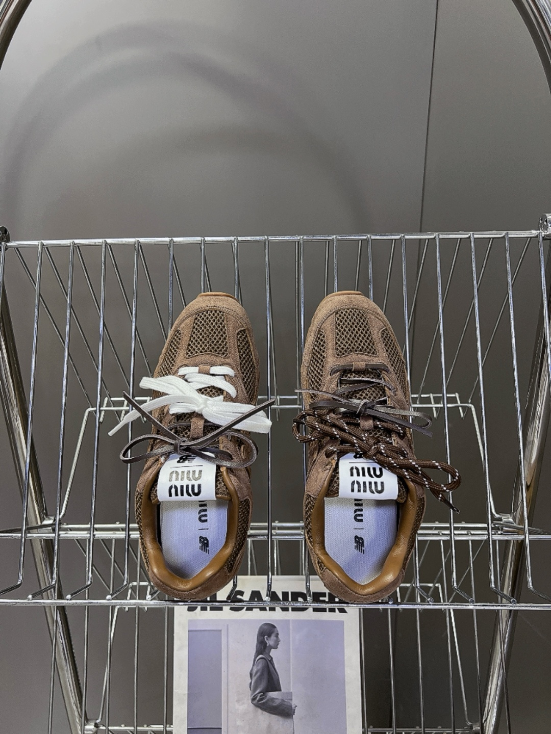 Miu Miu✖️New Balance 联名系列运动鞋、各大品牌都热衷于跨界联名、缪缪这次联名诚意满满