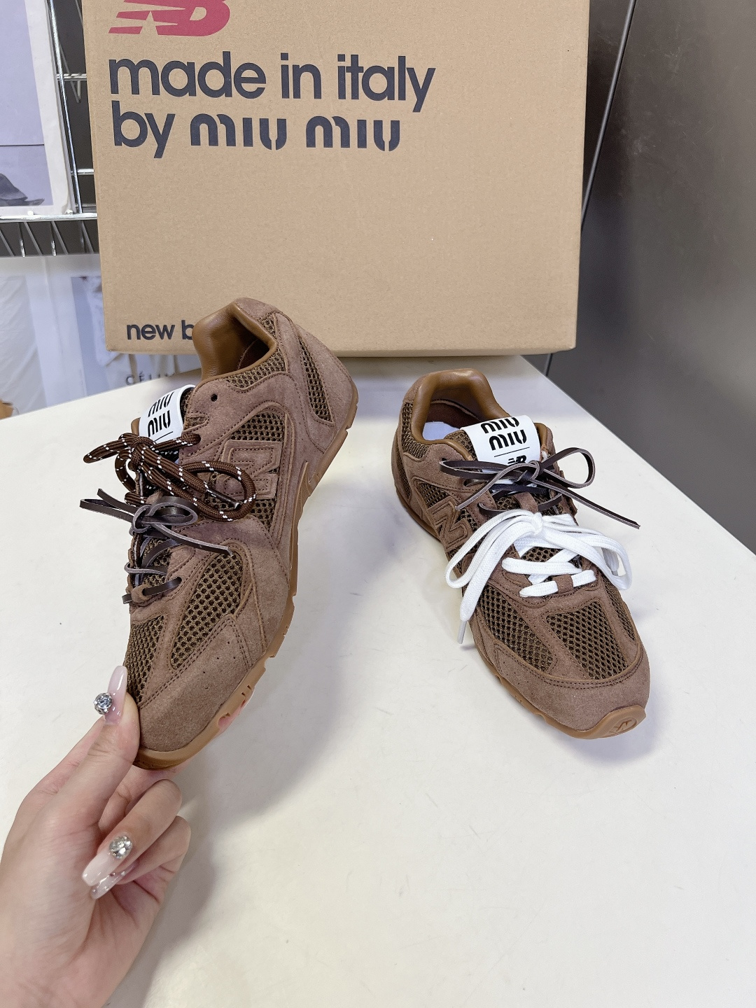 Miu Miu✖️New Balance 联名系列运动鞋、各大品牌都热衷于跨界联名、缪缪这次联名诚意满满