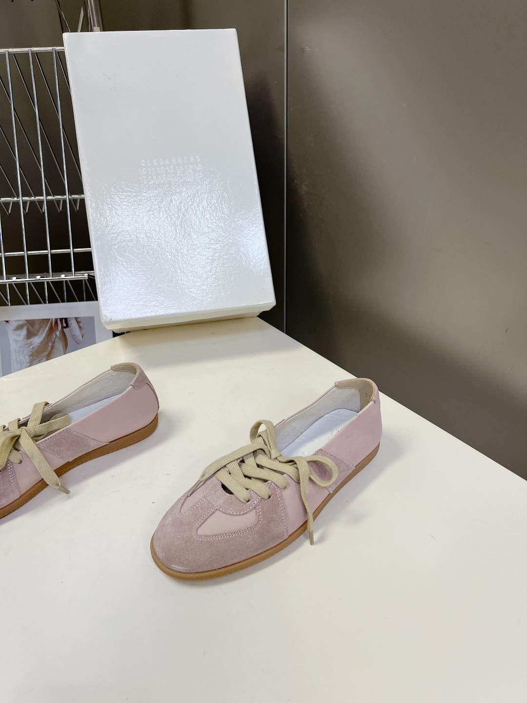 Maison Margiela Replica马吉拉浅口复古德训鞋超多明星网红种草 今年超火的“懒人版德