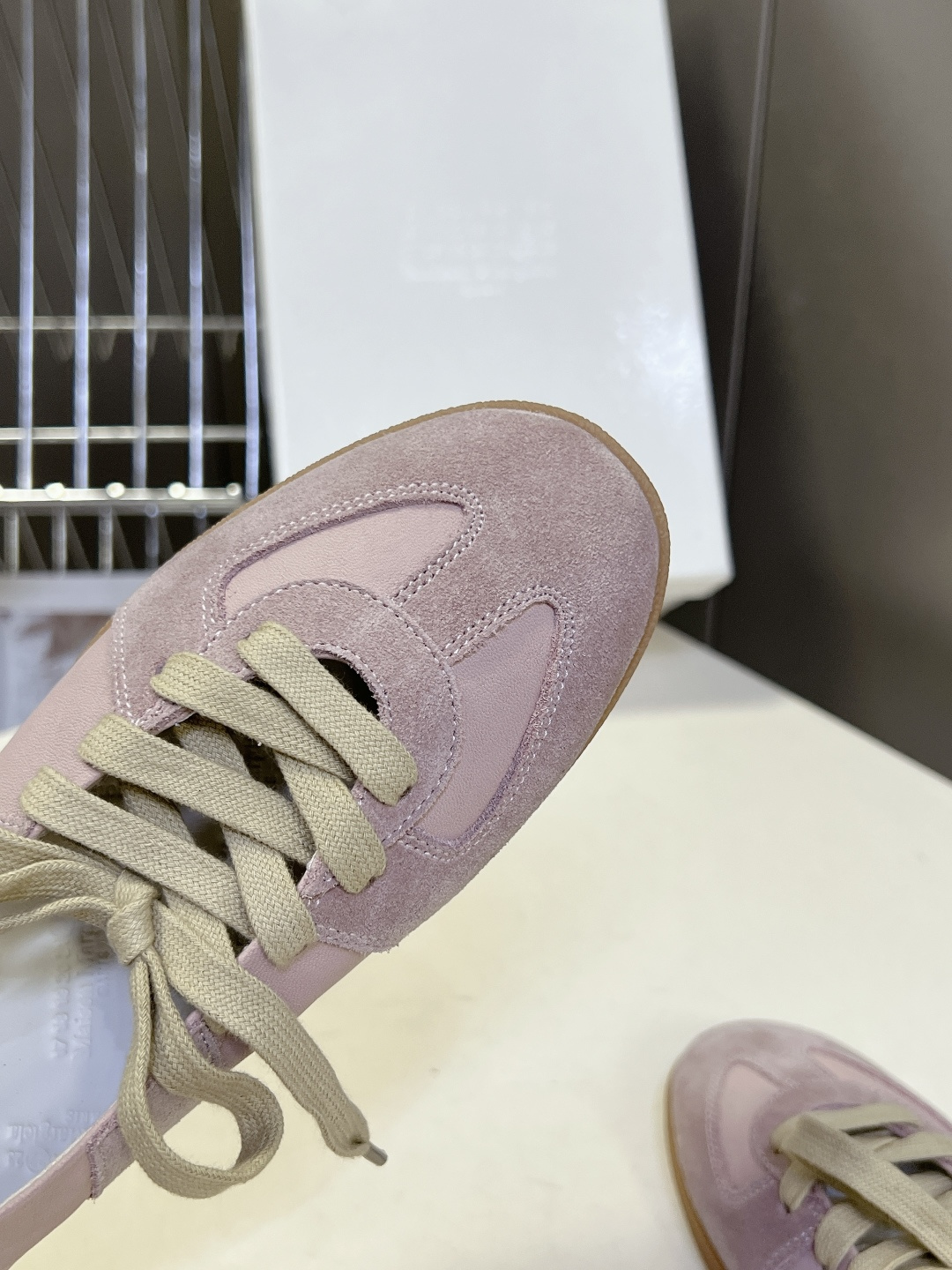 Maison Margiela Replica马吉拉浅口复古德训鞋超多明星网红种草 今年超火的“懒人版德
