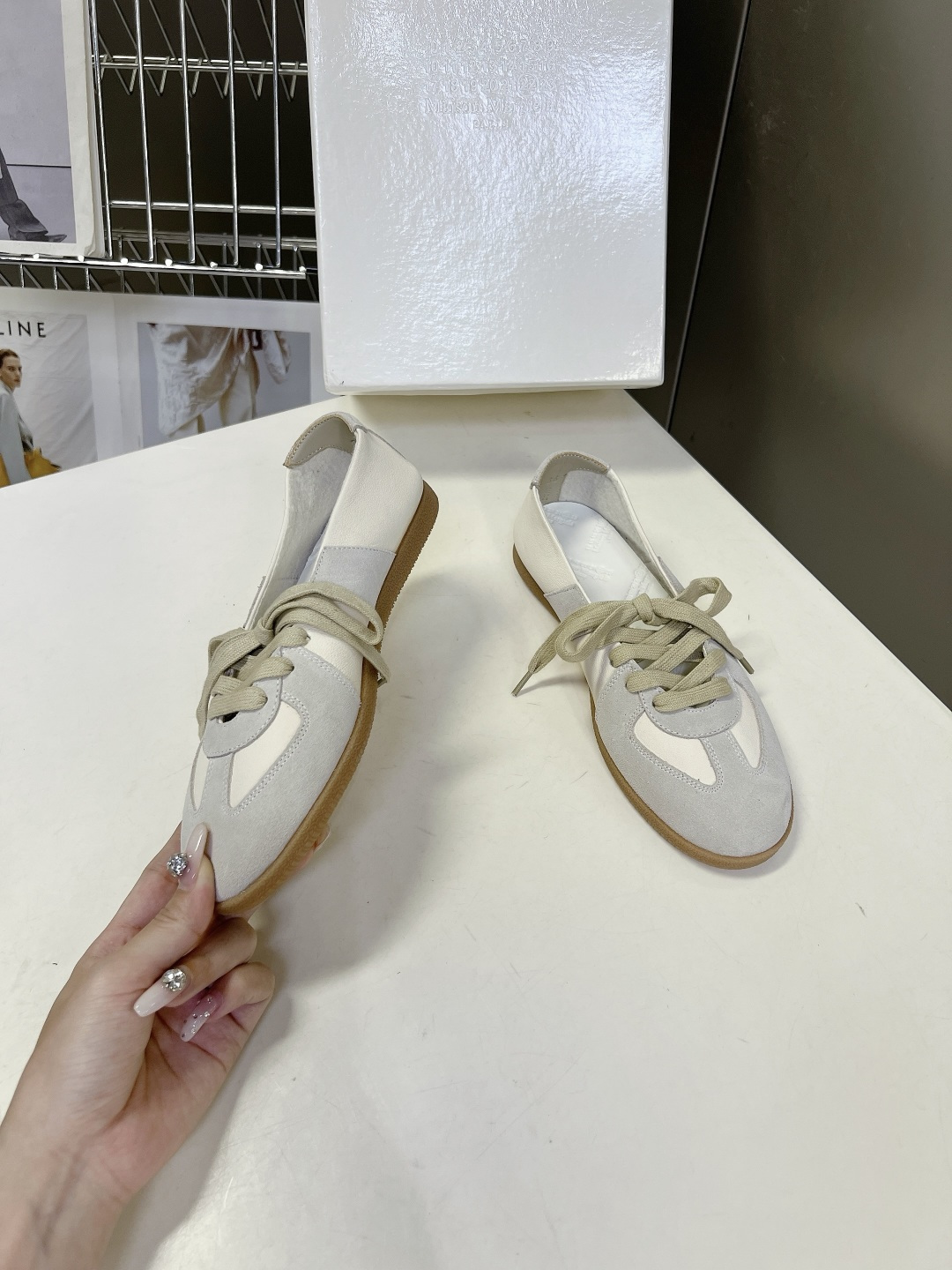 Maison Margiela Replica马吉拉浅口复古德训鞋超多明星网红种草 今年超火的“懒人版德