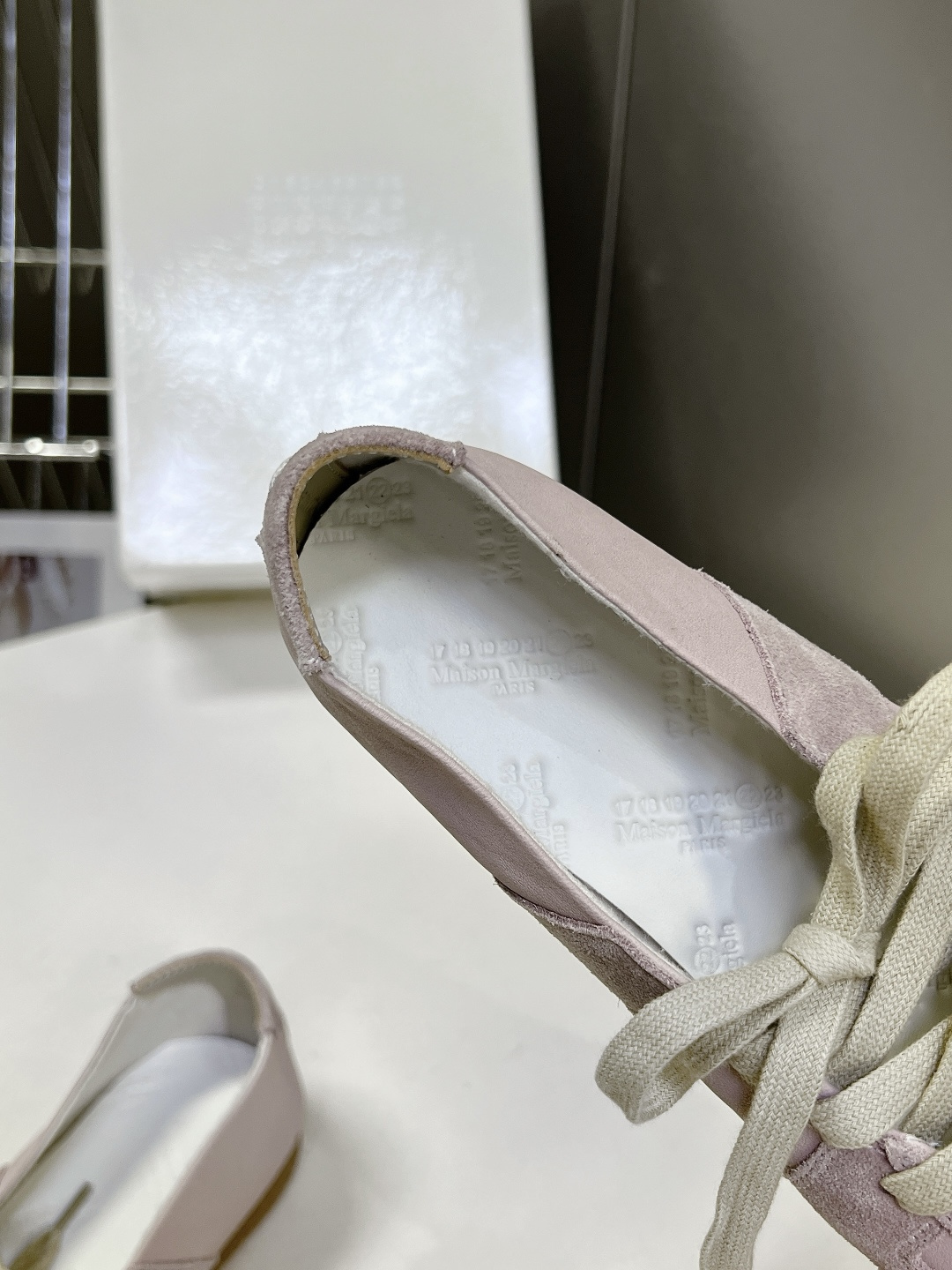 Maison Margiela Replica马吉拉浅口复古德训鞋超多明星网红种草 今年超火的“懒人版德