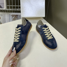 Maison Margiela Replica马吉拉春夏最新款德训鞋超多明星网红种草 这双鞋正是时尚圈经 Maison Margiela Replica马吉拉春夏最新款德训鞋超多明星网红种草 这双鞋正是时尚圈经