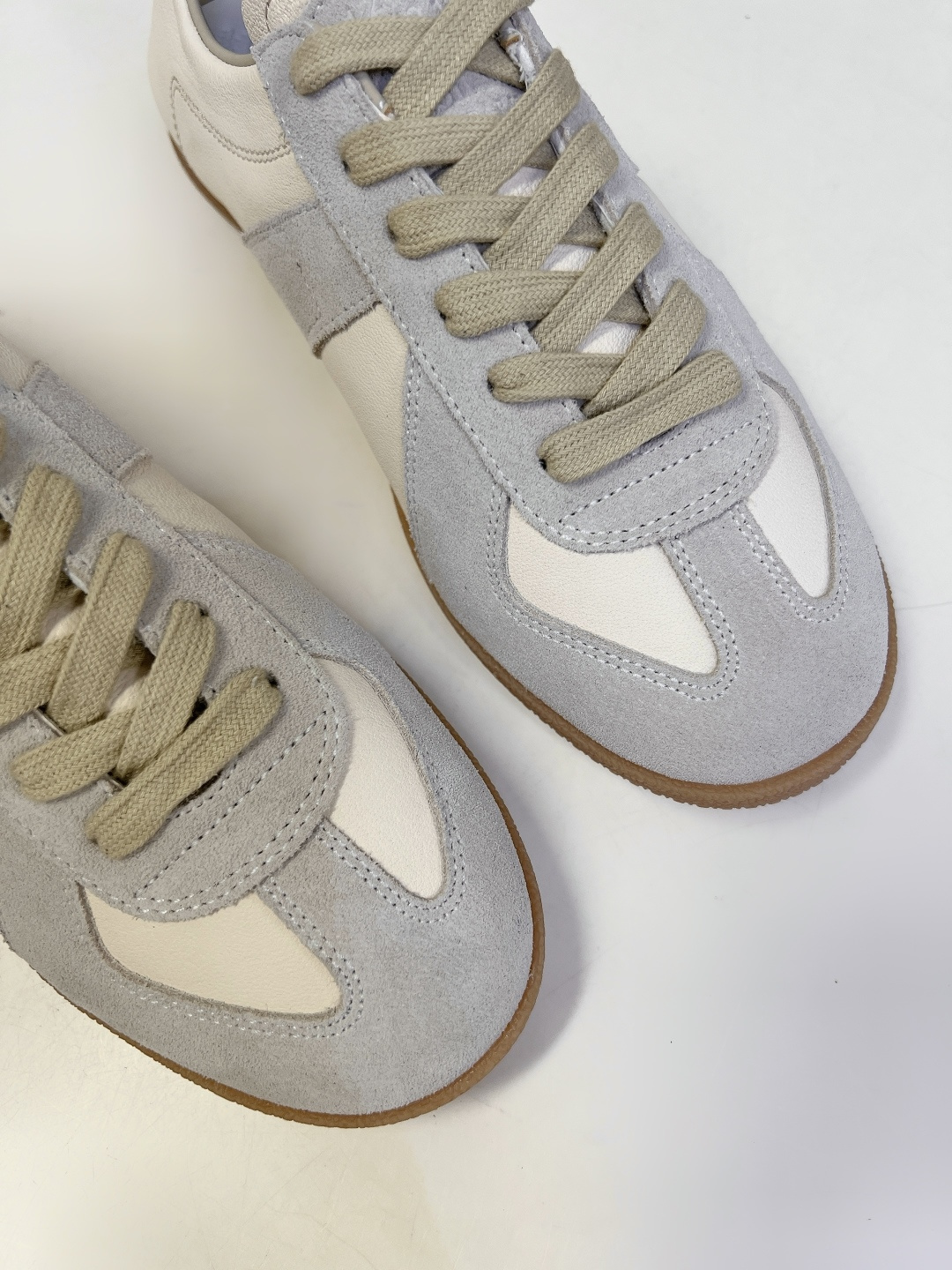 Maison Margiela Replica马吉拉春夏最新款德训鞋超多明星网红种草 这双鞋正是时尚圈经