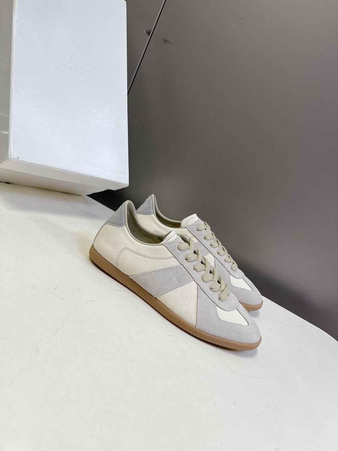 Maison Margiela Replica马吉拉春夏最新款德训鞋超多明星网红种草 这双鞋正是时尚圈经