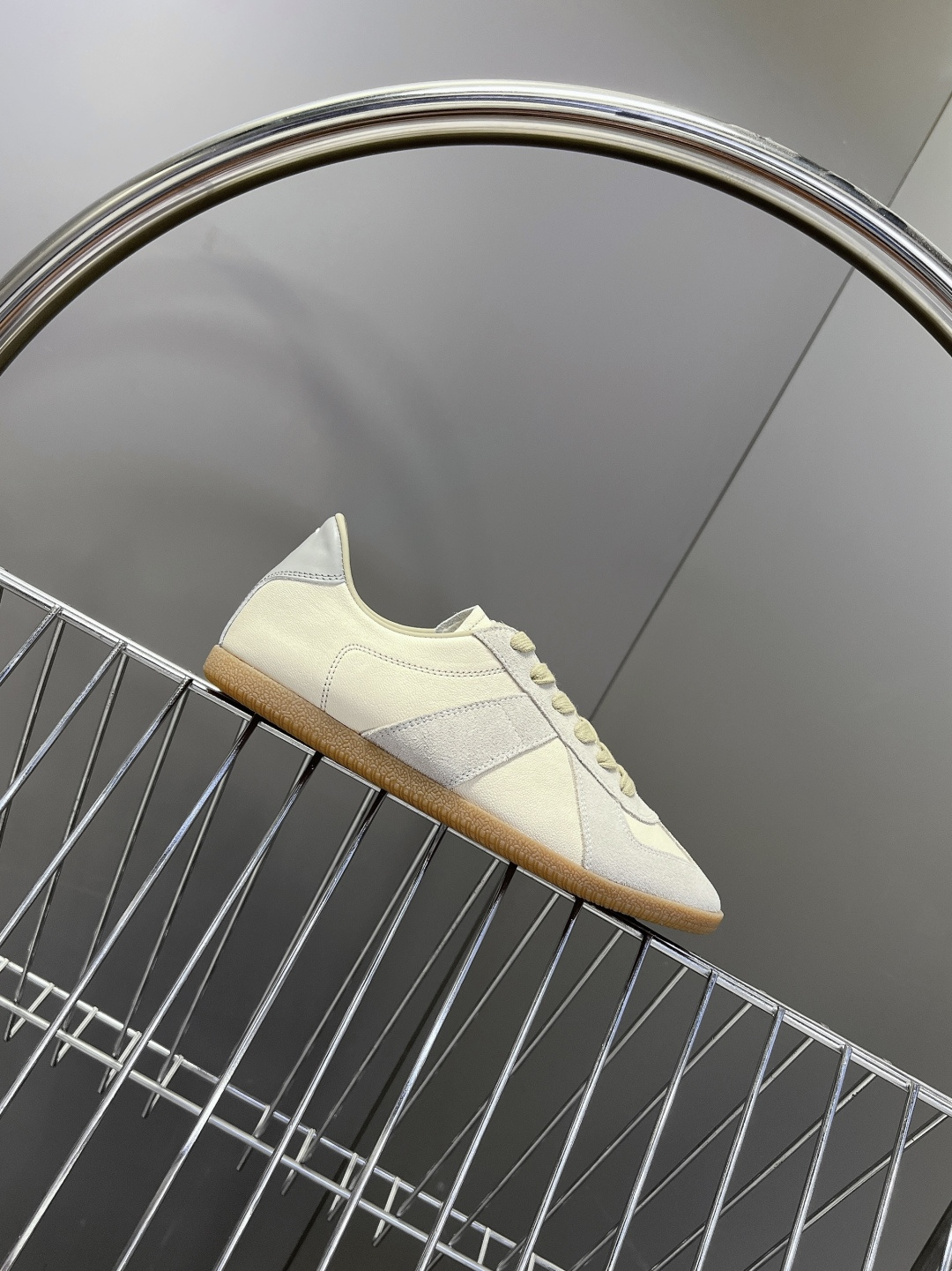 Maison Margiela Replica马吉拉春夏最新款德训鞋超多明星网红种草 这双鞋正是时尚圈经