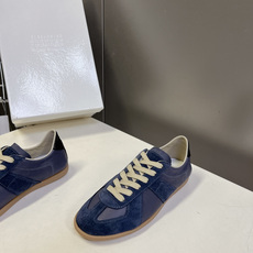 Maison Margiela Replica马吉拉春夏最新款德训鞋超多明星网红种草 这双鞋正是时尚圈经 Maison Margiela Replica马吉拉春夏最新款德训鞋超多明星网红种草 这双鞋正是时尚圈经