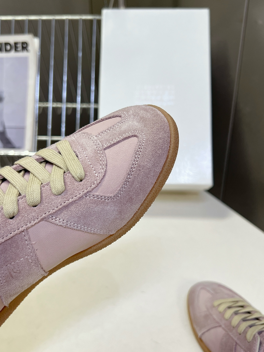 Maison Margiela Replica马吉拉春夏最新款德训鞋超多明星网红种草 这双鞋正是时尚圈经