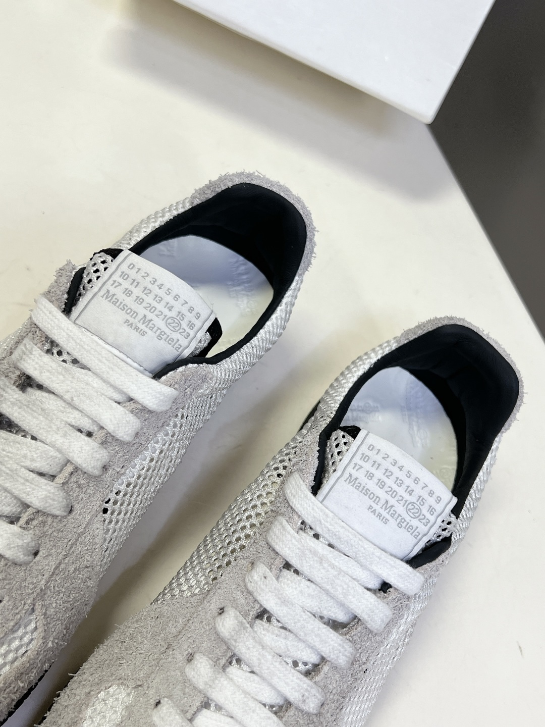 Maison Margiela Replica马吉拉春夏最新款德训鞋超多明星网红种草 这双鞋正是时尚圈经